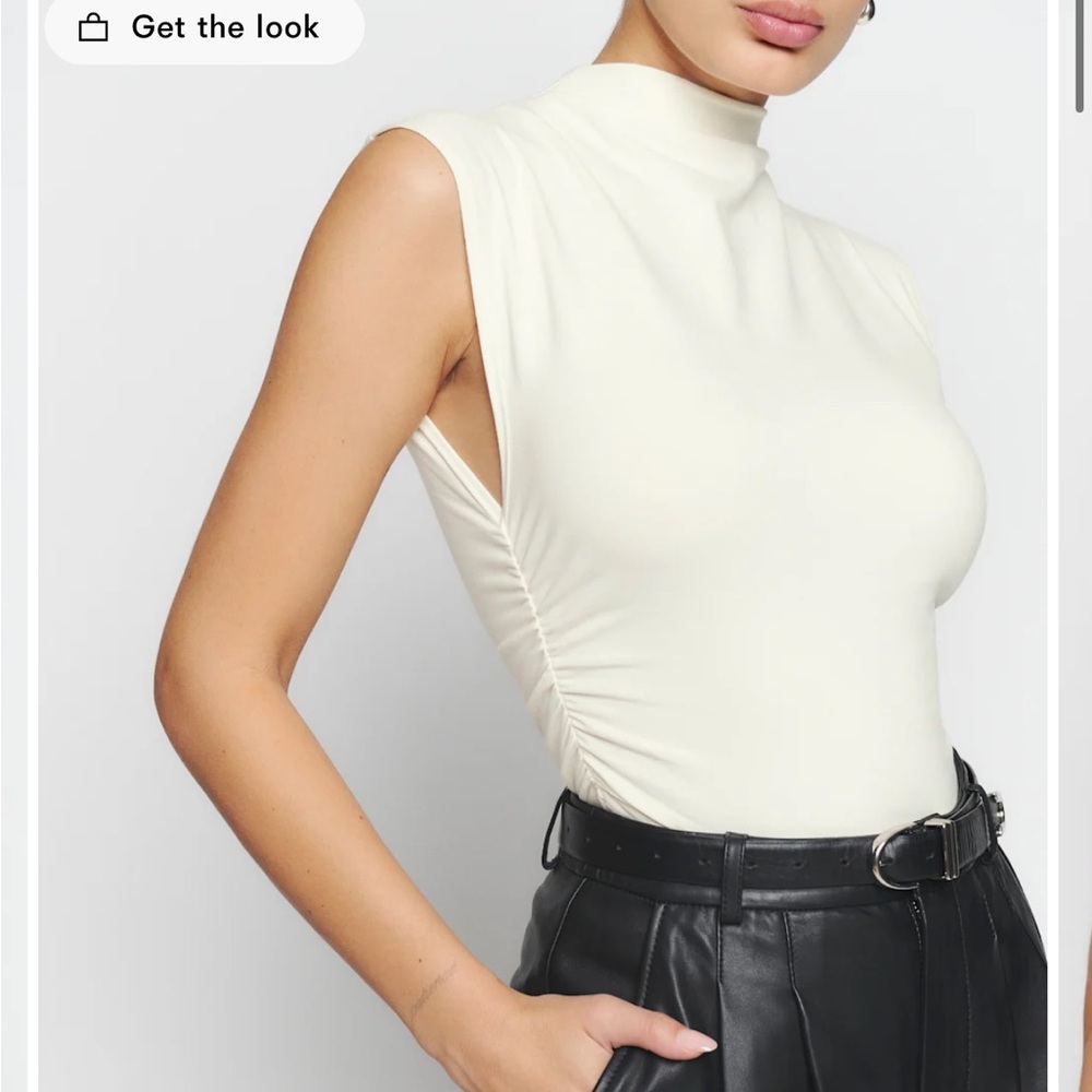 Reformation Lindy Knit Top (stain)